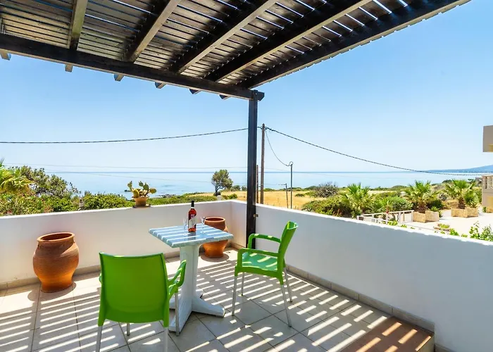 Villa Smaragdi Beachfront *