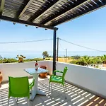 Vila Smaragdi Beachfront *