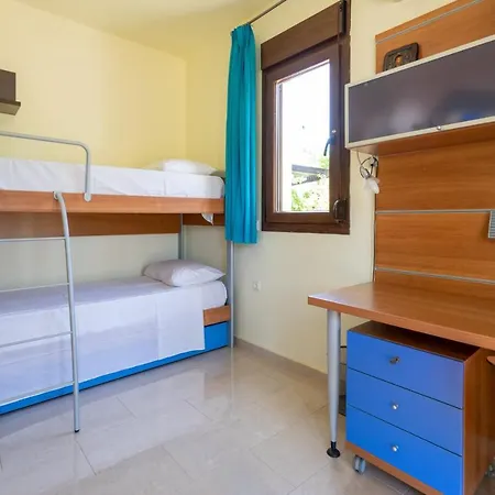 וילה Smaragdi Beachfront