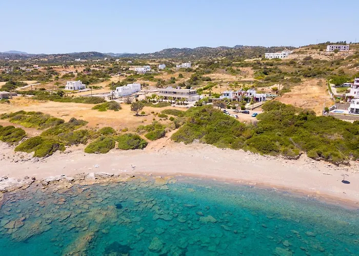 Smaragdi Beachfront *