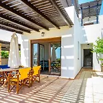 Smaragdi Beachfront