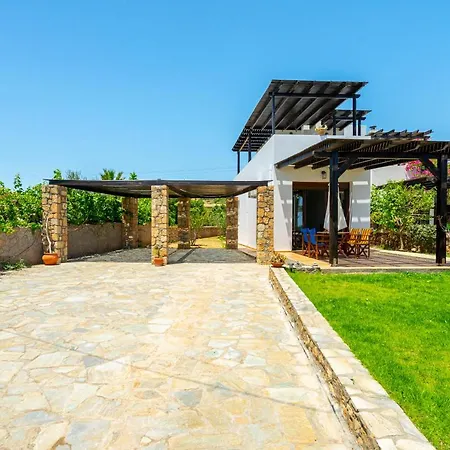 ヴィラ Smaragdi Beachfront Asklipiḯon