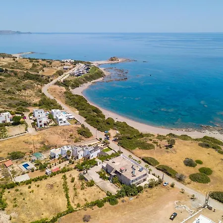 Smaragdi Beachfront